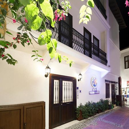 Rodina Suites Hotel คูซาดาซี ภายนอก รูปภาพ