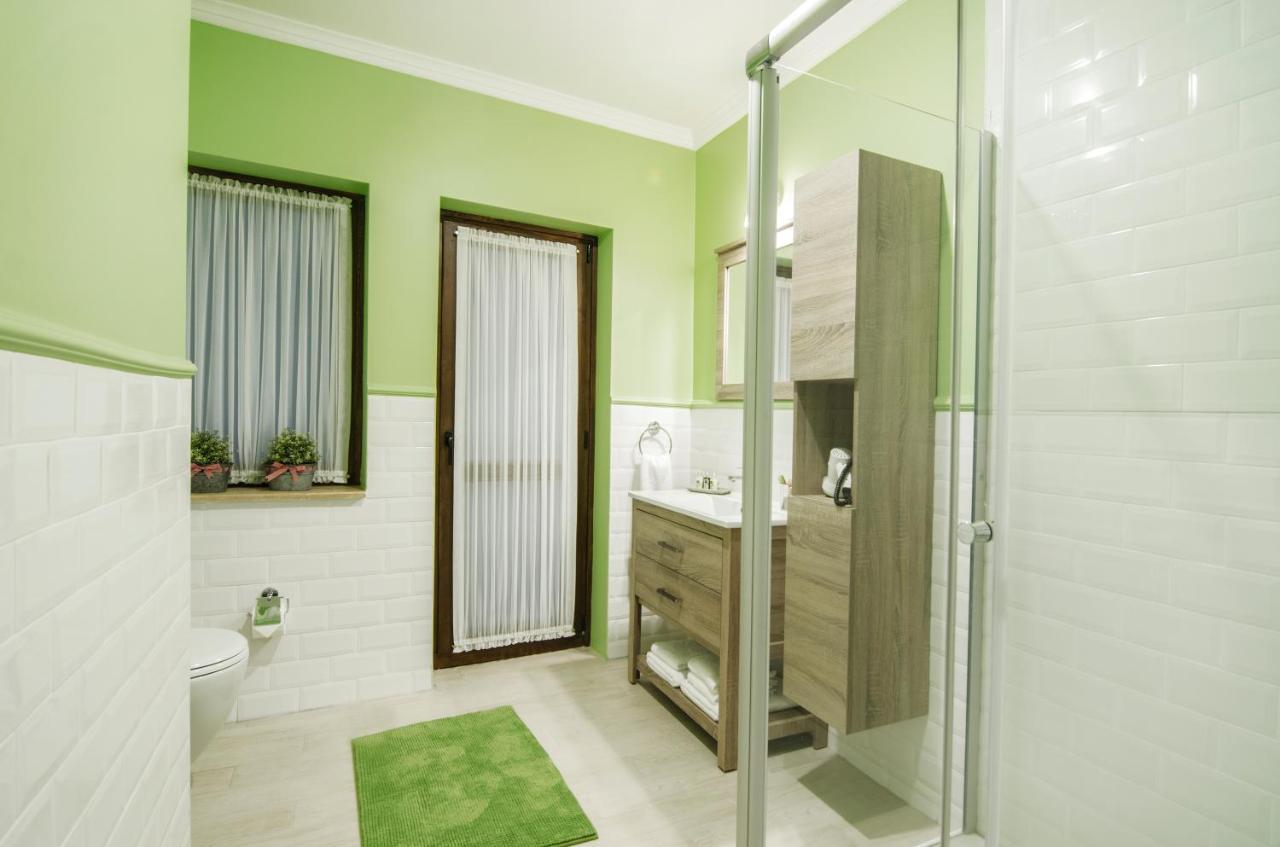Rodina Suites Hotel คูซาดาซี ภายนอก รูปภาพ