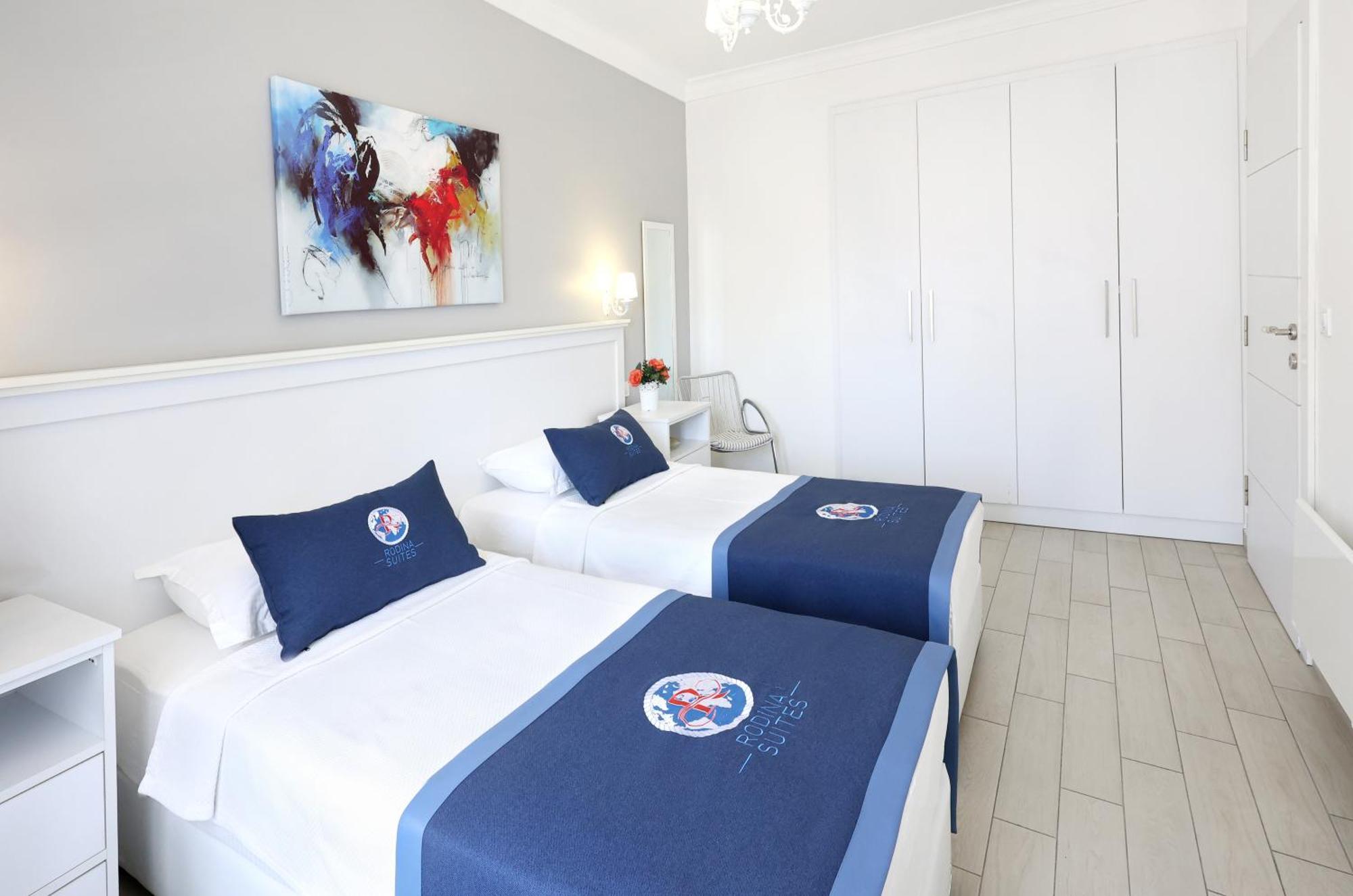 Rodina Suites Hotel คูซาดาซี ภายนอก รูปภาพ